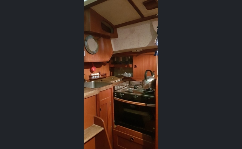 Hallberg-Rassy HR 29-kuva-4